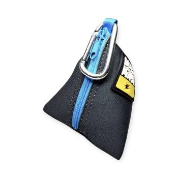 Max & Molly Poo Bag Triangle Sky Blue диспенсер для пакетів - синій