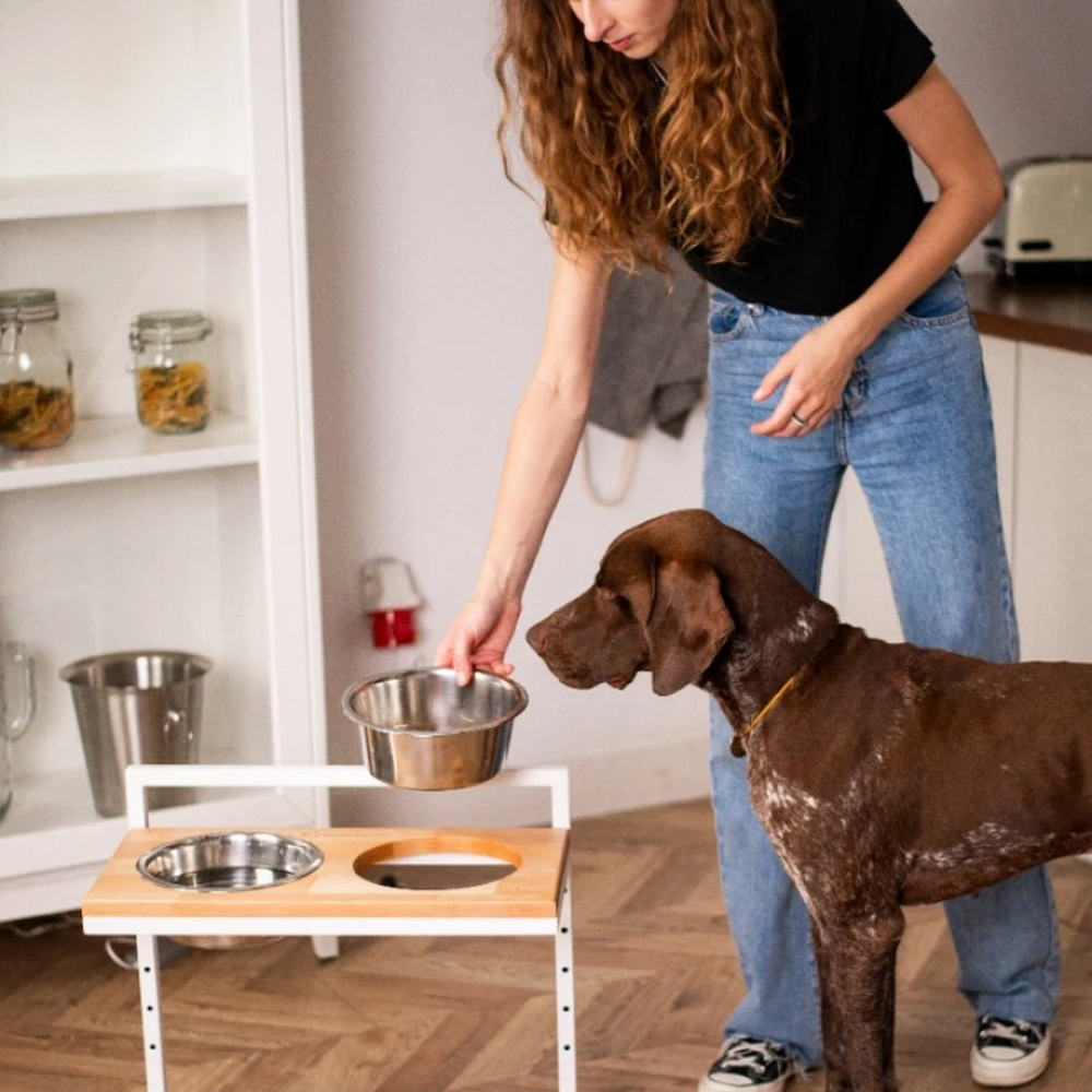 Harley & Cho Lift Natural Wood & White миски на підставці з регульованою висотою, білий - 1,8 л
