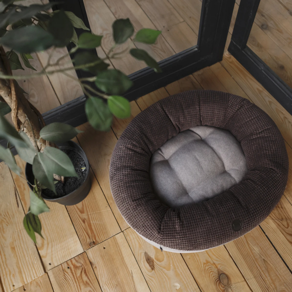 Harley & Cho Bagel Brown овальний лежак для собак та котів, коричневий - М
