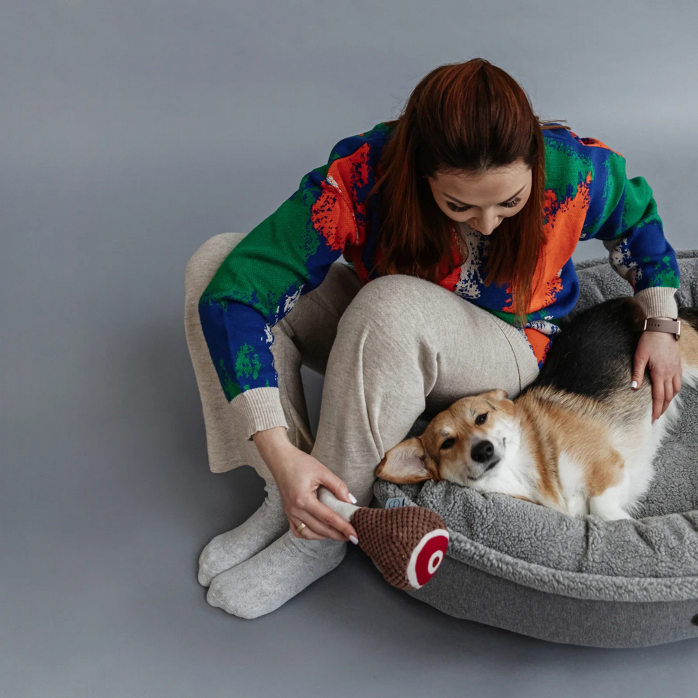 Harley & Cho Donut Fur Gray овальный лежак для собак, сірий - M